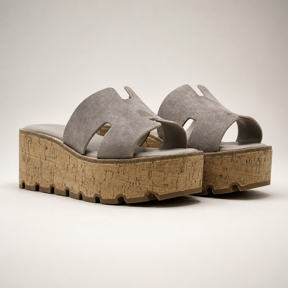 Hermès Oasis Platform Sandals Suede Gris