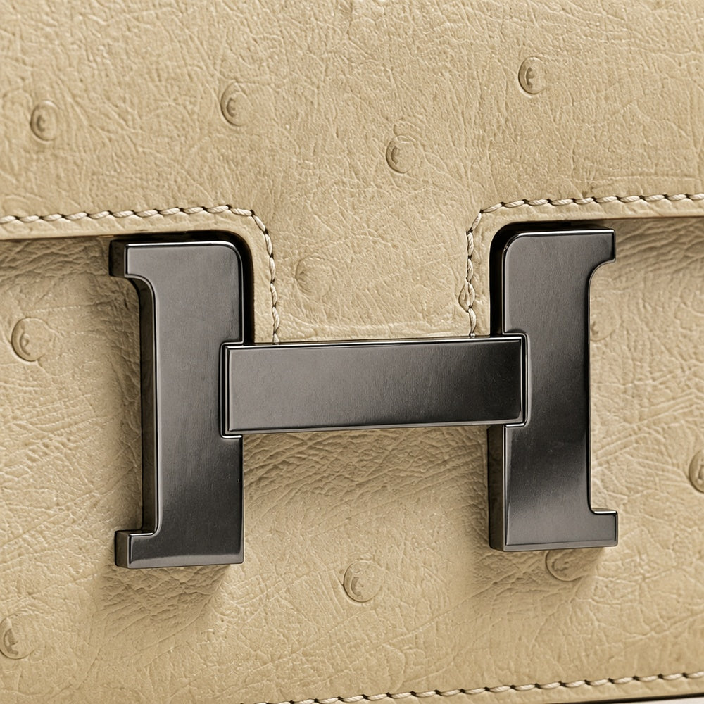 Hermès Constance 18 Ostrich Craie